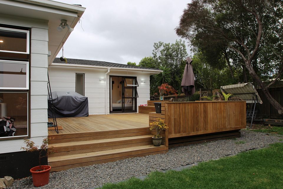 House for rent Auckland 17 St Catherine Crescent, West Harbour