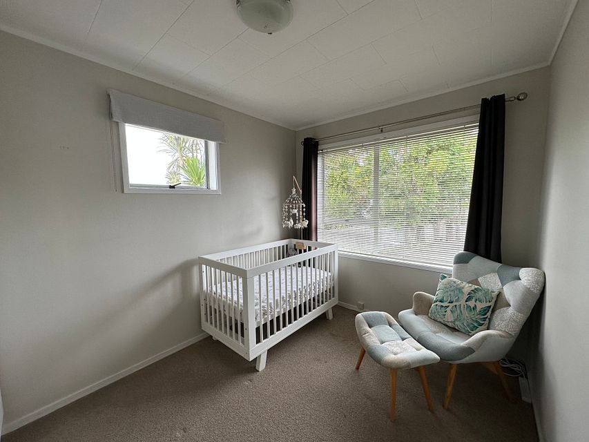 House for rent Auckland 2/15 Sherie Place, Howick myRent.co.nz