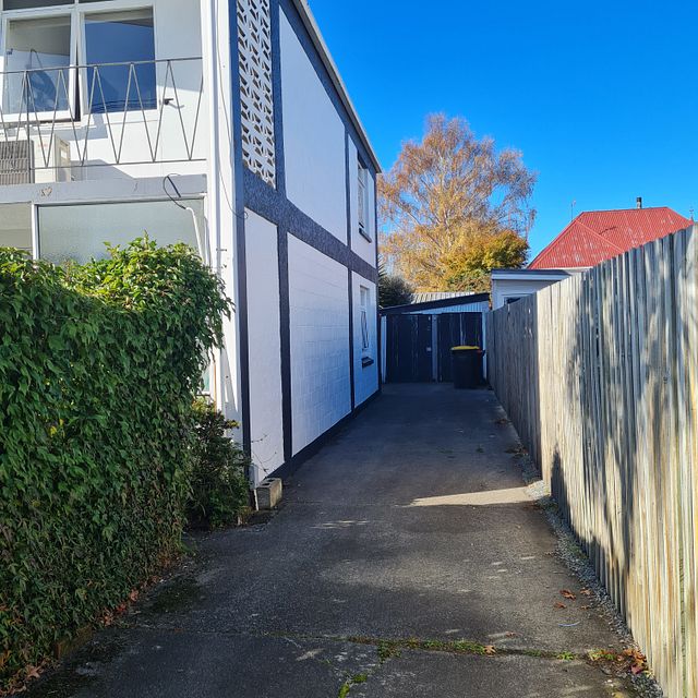 Unit for rent Christchurch 1/116 Packe Street, Edgeware myRent.co.nz
