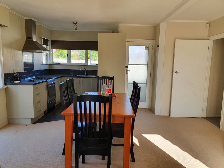 House for rent Auckland 31 Dreadon Road, Manurewa myRent.co.nz