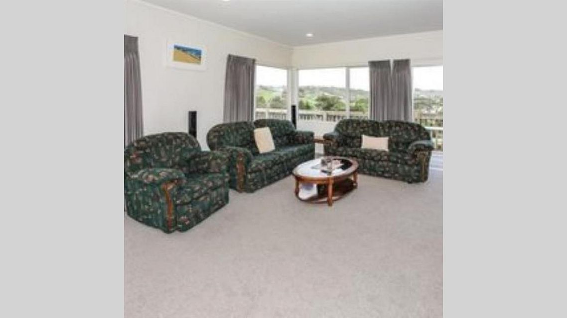 House for rent Auckland 497 Ormiston Road, Flat Bush myRent.co.nz