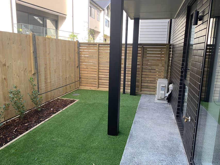 Townhouse for rent Auckland 28 Panoni Lane, Howick myRent.co.nz