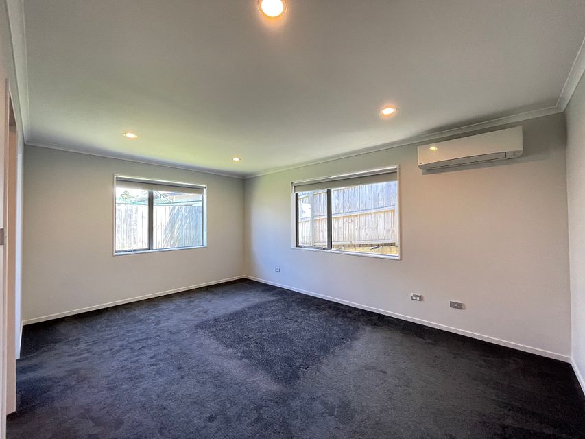 House for rent Auckland 11 Ngaroma House Drive, Hobsonville myRent