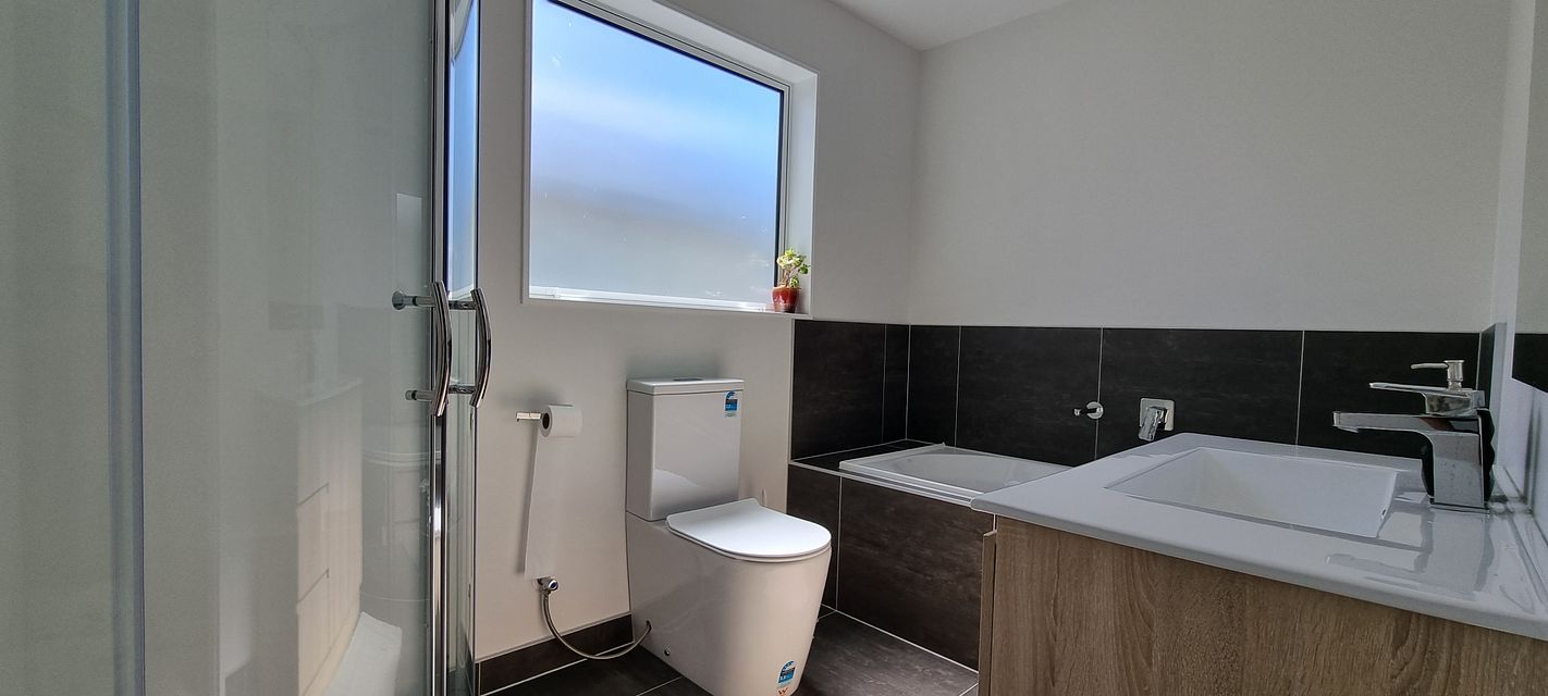 Townhouse for rent Auckland 19 Kaimai Avenue, Massey myRent.co.nz