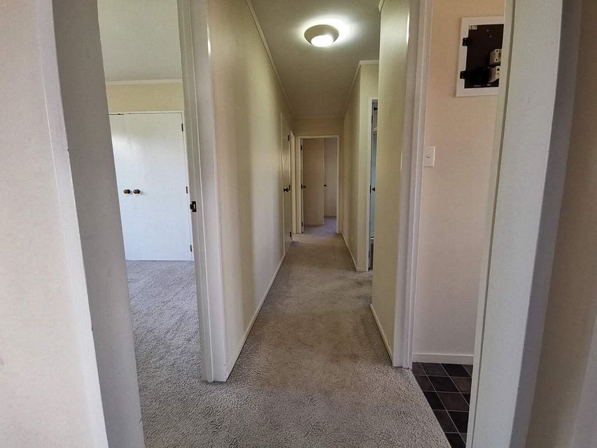 House for rent Auckland 21 Raelene Place, Massey myRent.co.nz