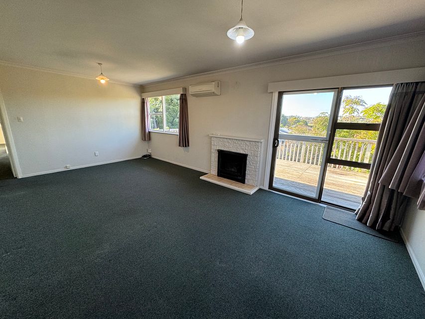 House for rent Auckland 188 Sunnynook Road, Totara Vale myRent.co.nz