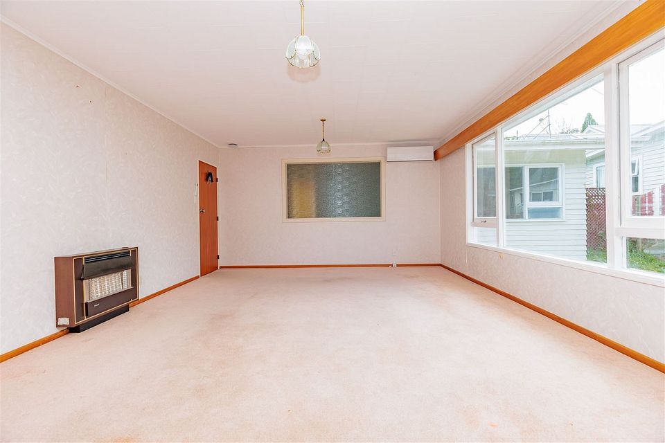 House for rent Wellington 15 Cortina Avenue, Johnsonville myRent.co.nz