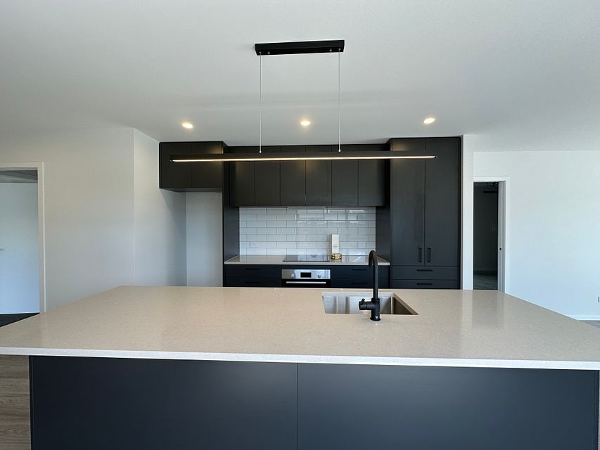 House for rent Lower Hutt 2A Churton Crescent, Taita myRent.co.nz