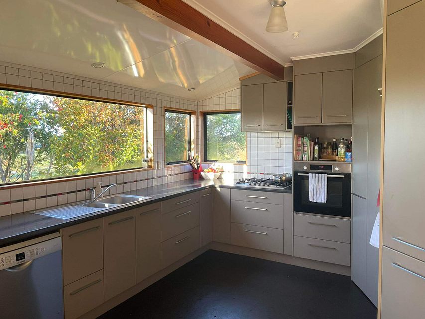 House for rent Maungakaramea 50 Ormandy Road, Maungakaramea myRent