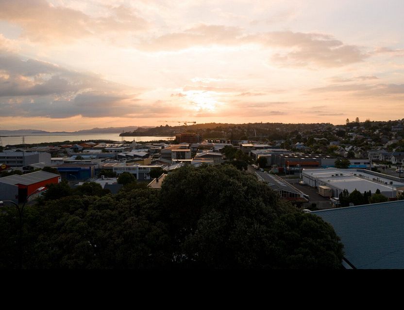 Apartment for rent Auckland 405/158 Onehunga Mall, Onehunga myRent