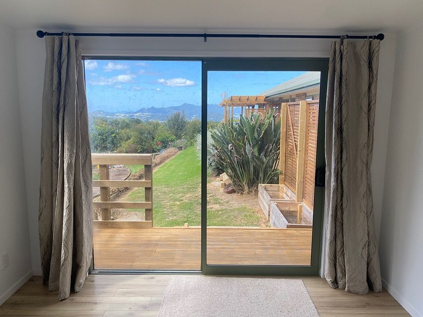 Unit for rent Parua Bay Parua Bay myRent.co.nz