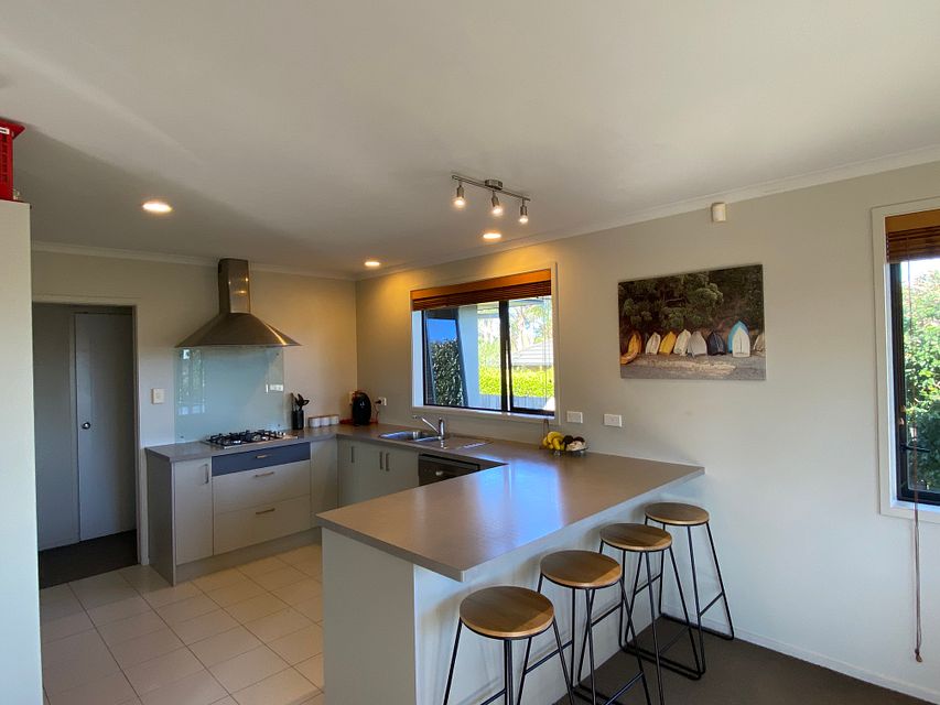 House for rent Waiuku 13 Bayview Drive, Waiuku myRent.co.nz