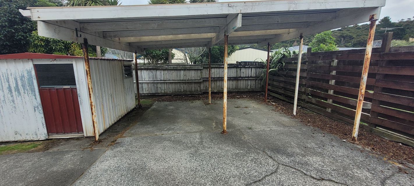 Unit for rent Lower Hutt 11B Kaponga Street, Wainuiomata myRent.co.nz