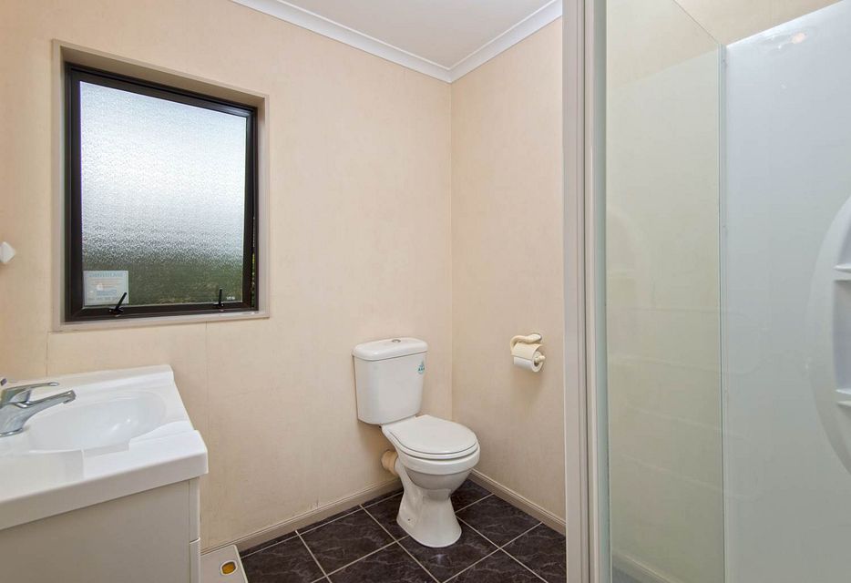 House for rent Auckland 15 Belcoo Crescent, East Tamaki myRent.co.nz