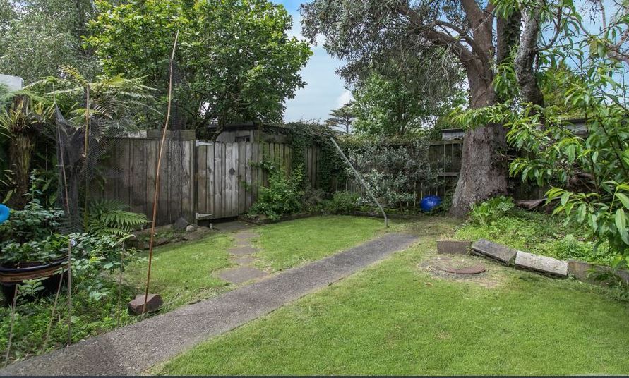 Unit for rent Auckland Henderson myRent.co.nz