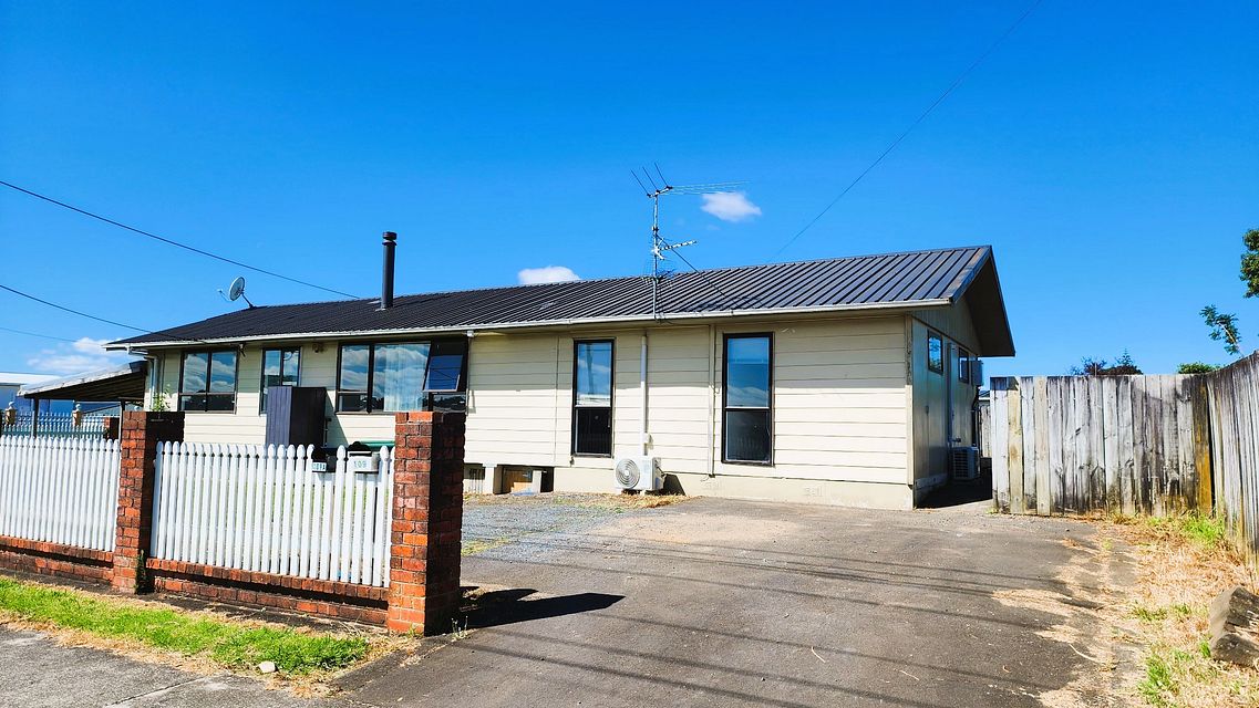 House for rent Auckland 109A Rathgar Road, Henderson myRent.co.nz