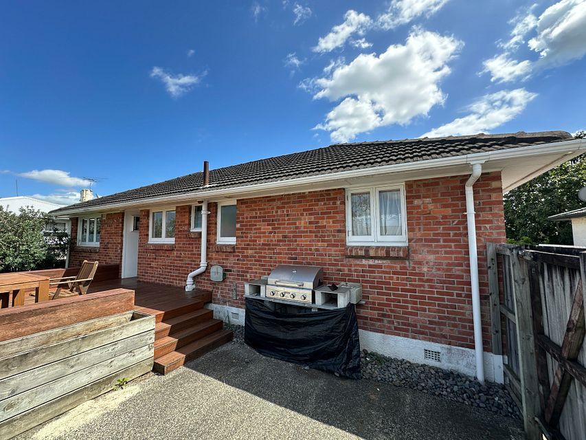 House for rent Papakura 1/5 Hill Crescent, Papakura myRent.co.nz