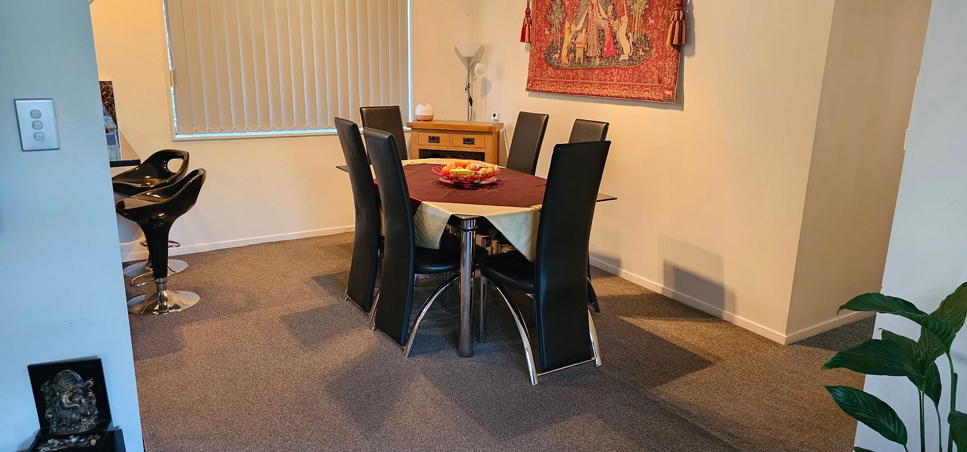 House for rent Auckland Massey myRent.co.nz