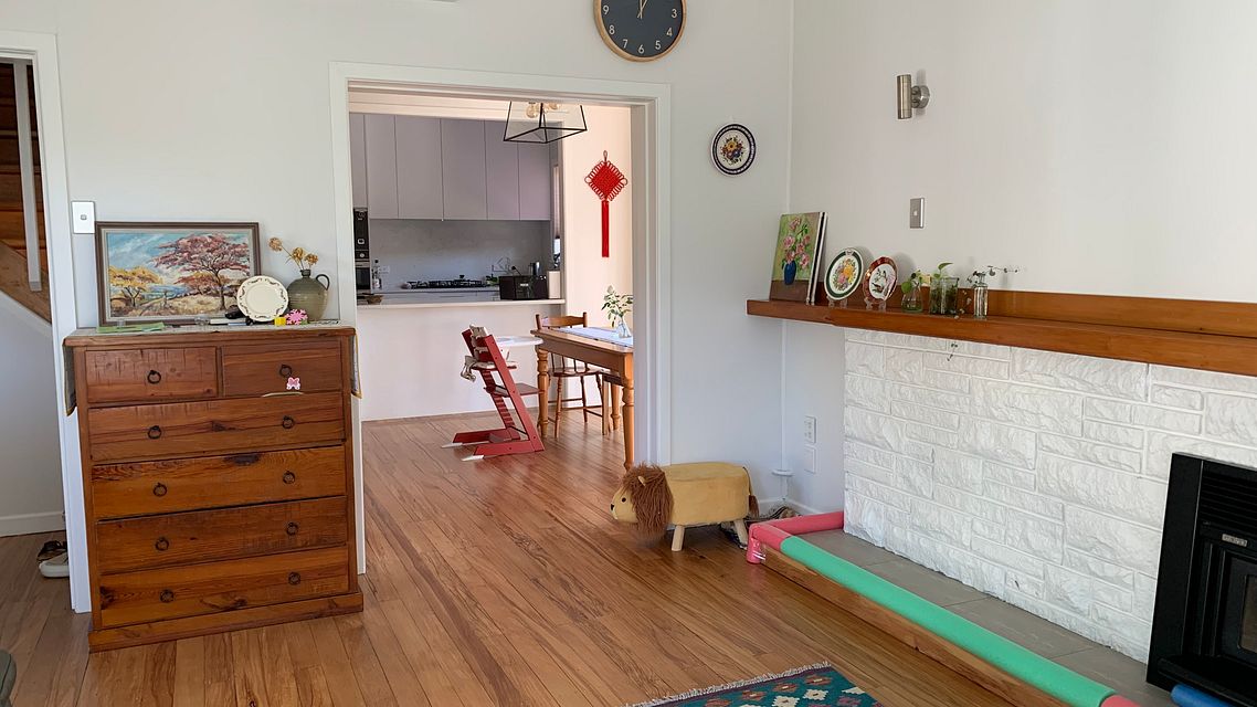 House for rent Auckland 98 Sandspit Road, Shelly Park myRent.co.nz