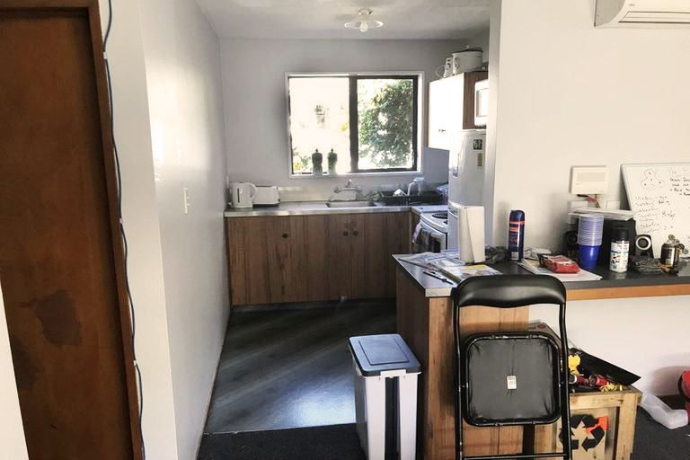 Unit for rent Christchurch 4/23 Newnham Terrace, Upper Riccarton