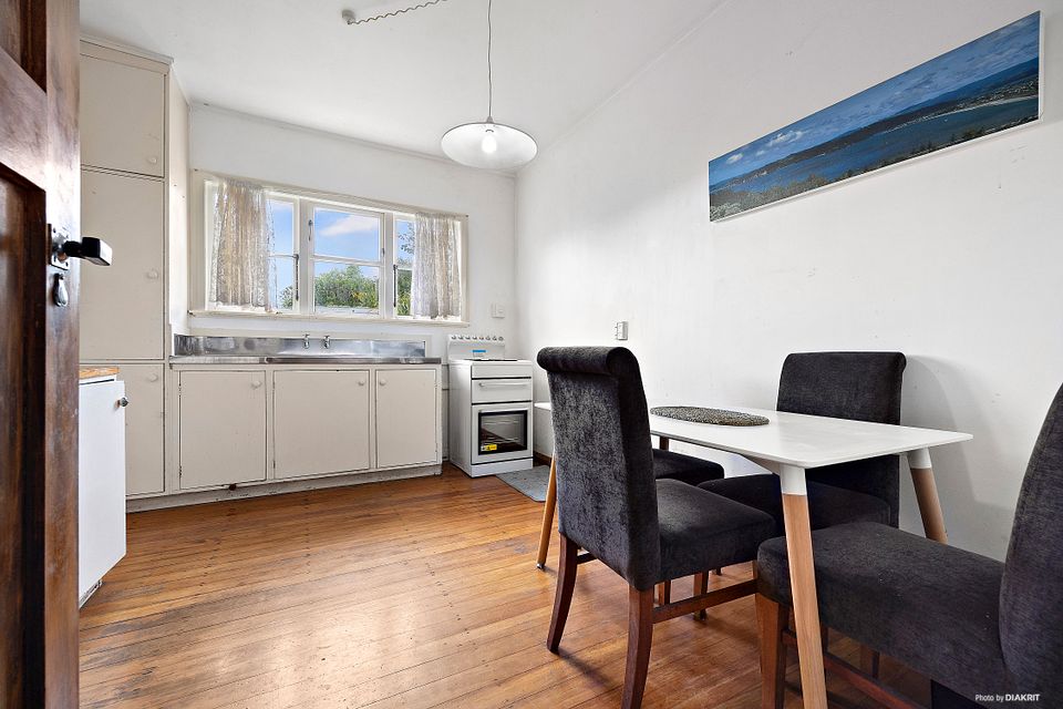 House for rent Auckland 24 Bonnie Brae Road, Meadowbank myRent.co.nz