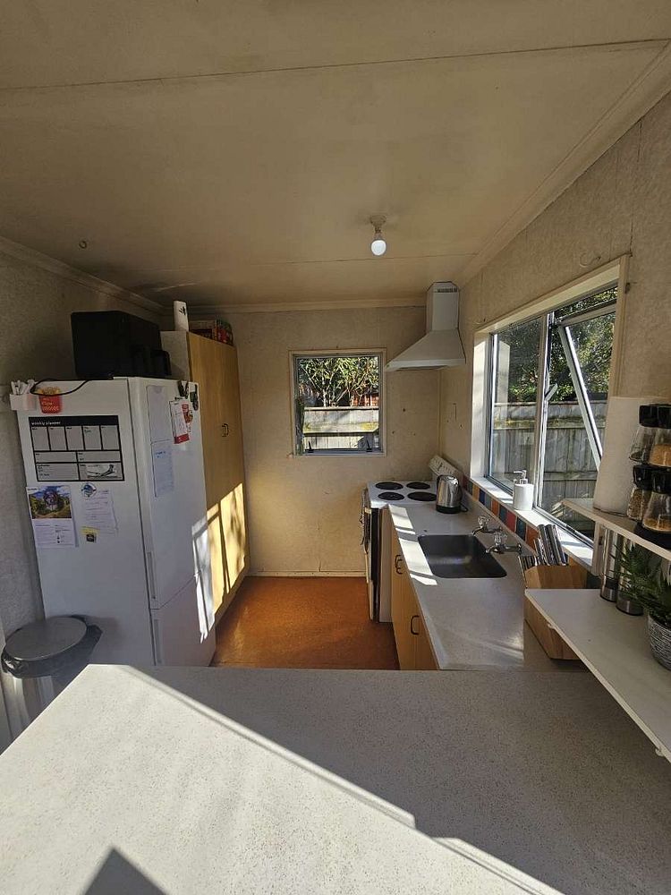 225A College Street West End_2