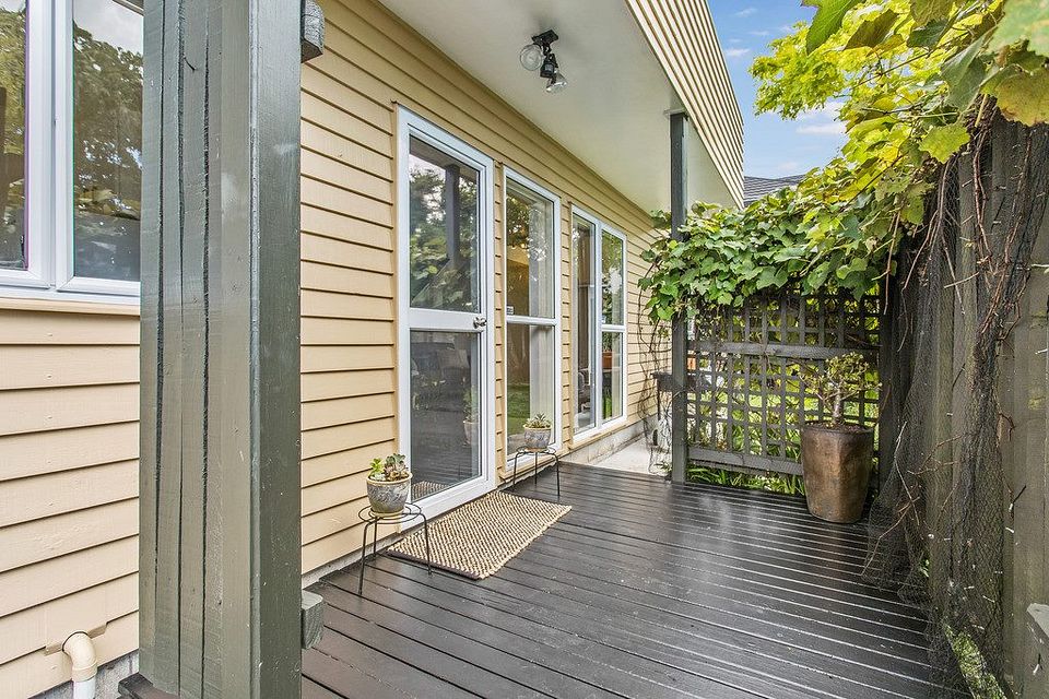 house-for-rent-auckland-2-1567-great-north-road-waterview-myrent-co-nz