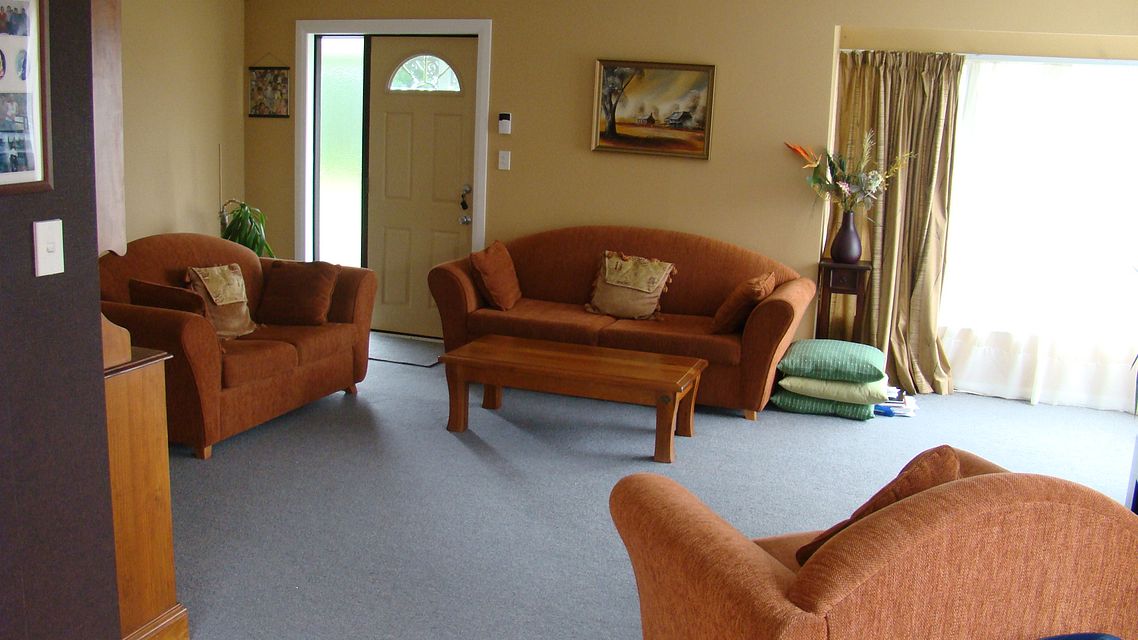 House for rent Wellington 14A Woodridge Drive, Woodridge myRent.co.nz