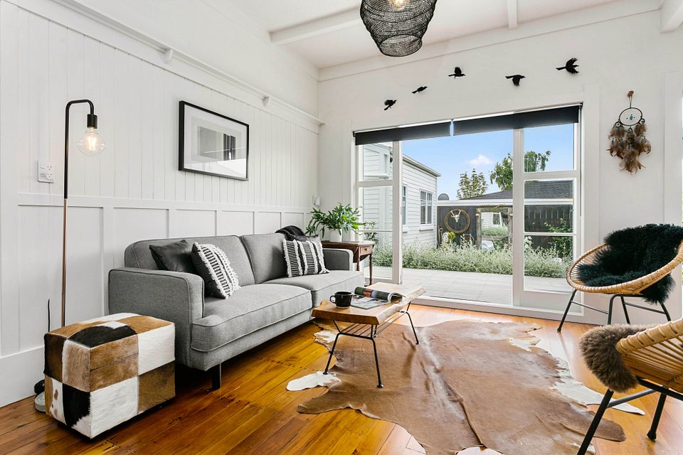 House for rent Cambridge 56 Hamilton Road, Cambridge myRent.co.nz