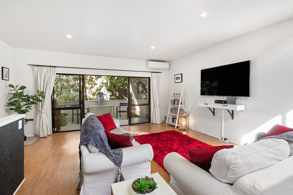 Apartment for rent Auckland 4/46 Aitken Terrace, Kingsland myRent.co.nz