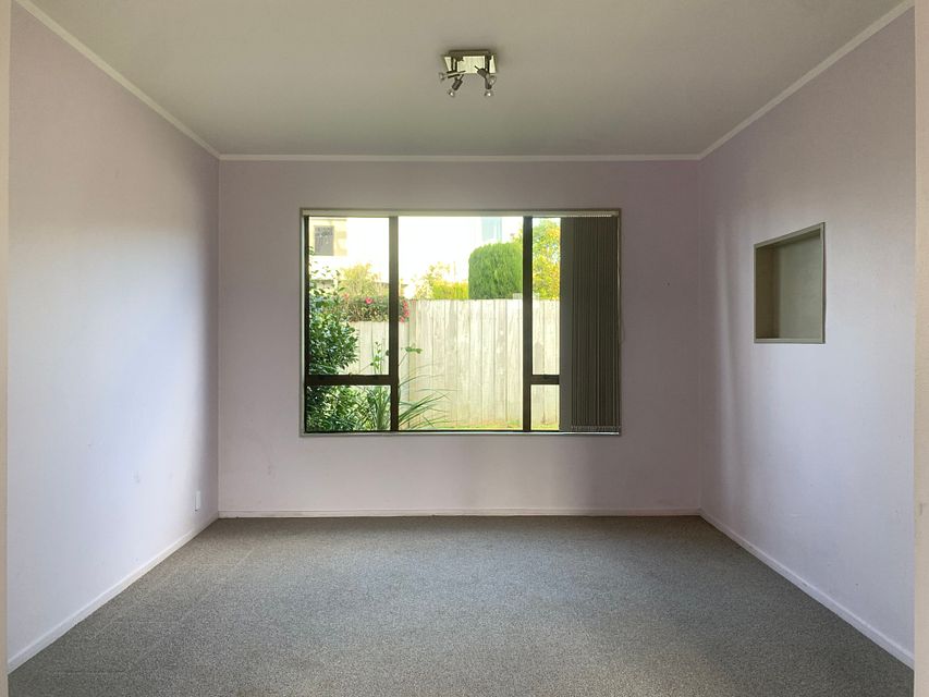House for rent Auckland 49 Marina View Drive, West Harbour myRent.co.nz