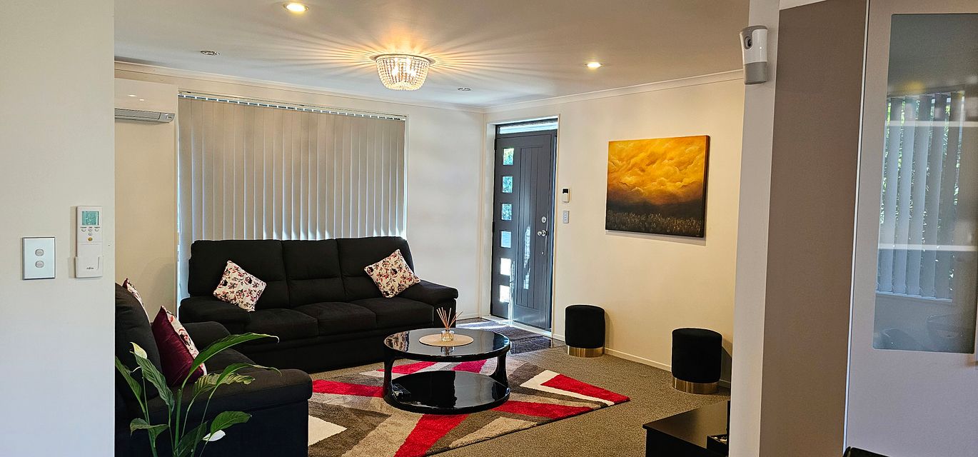 House for rent Auckland Massey myRent.co.nz