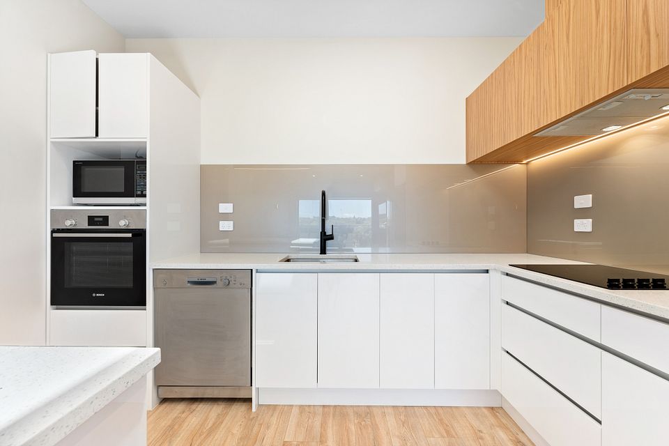 Apartment for rent Auckland 4/661 Dominion Road, Mount Eden myRent