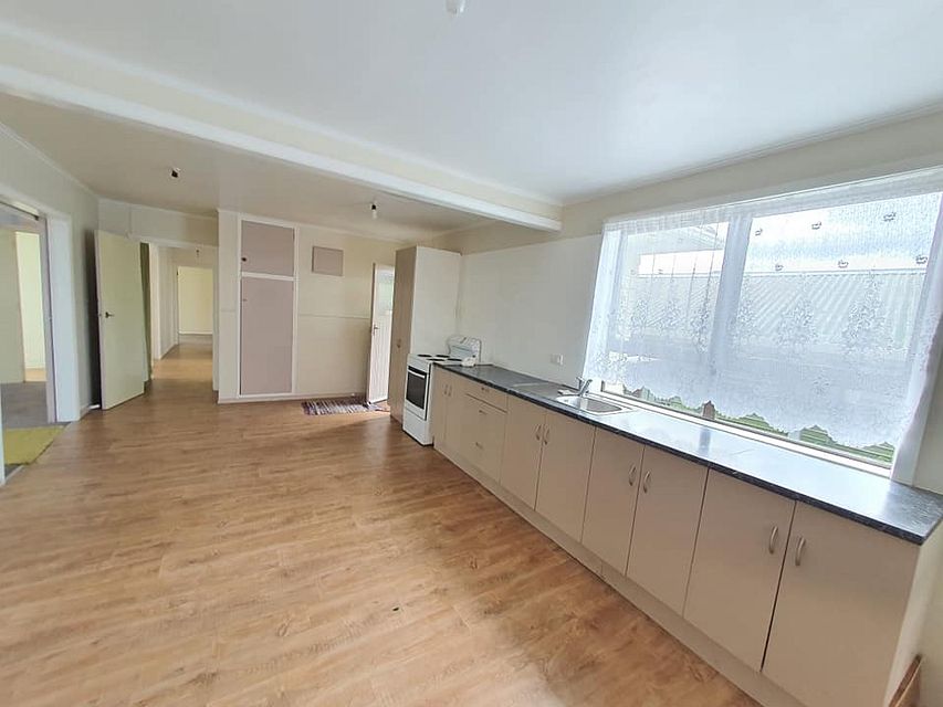 House for rent Auckland 16 Murray Road, Otara myRent.co.nz