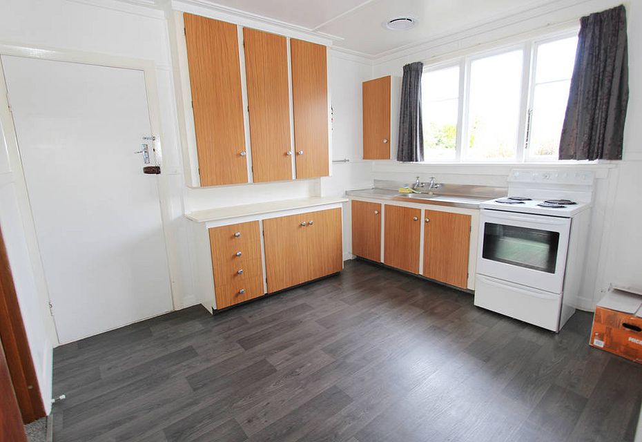 Apartment for rent Dunedin 4/121 Bay View Road, South Dunedin myRent.co.nz