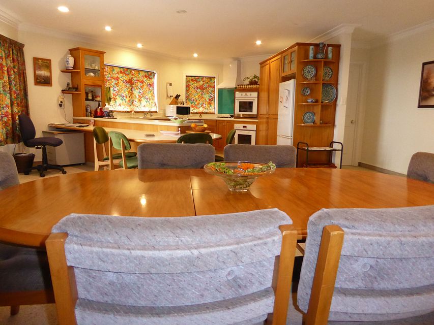 House for rent New Plymouth 23F Veale Road, Frankleigh Park myRent