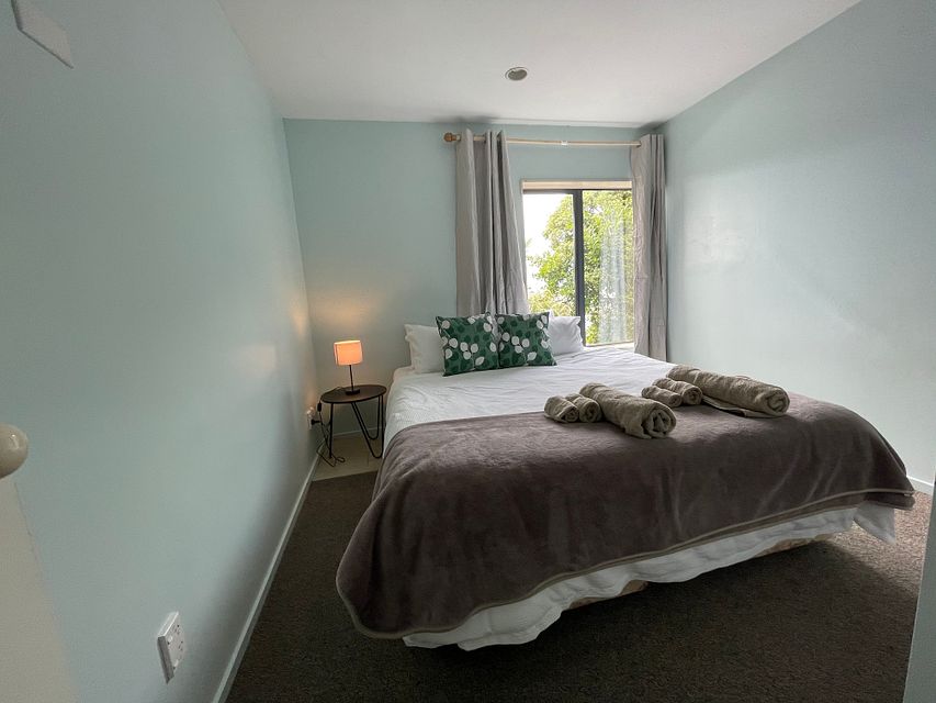 Flat for rent Queenstown 24A Sainsbury Road, Fernhill myRent.co.nz