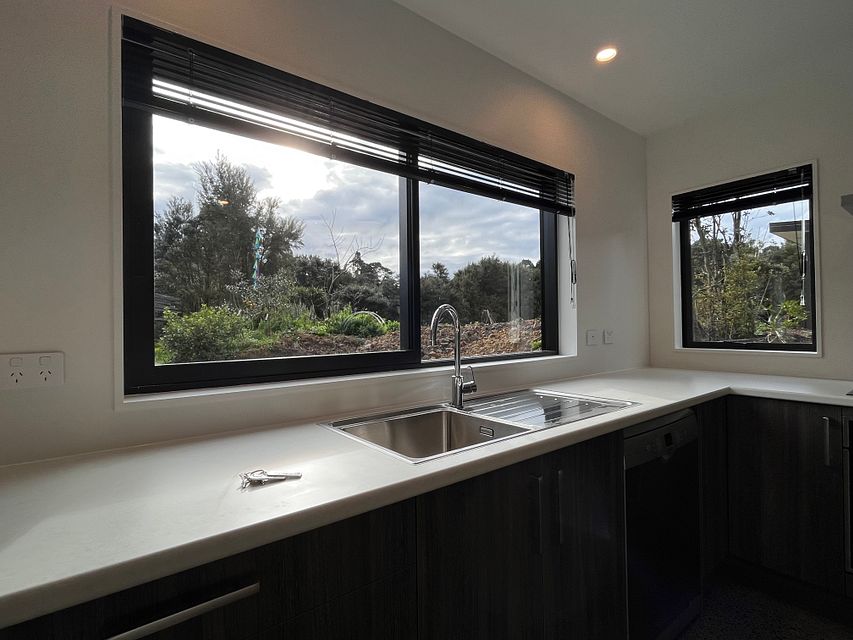 House for rent Auckland 74D Parker Road, Oratia myRent.co.nz