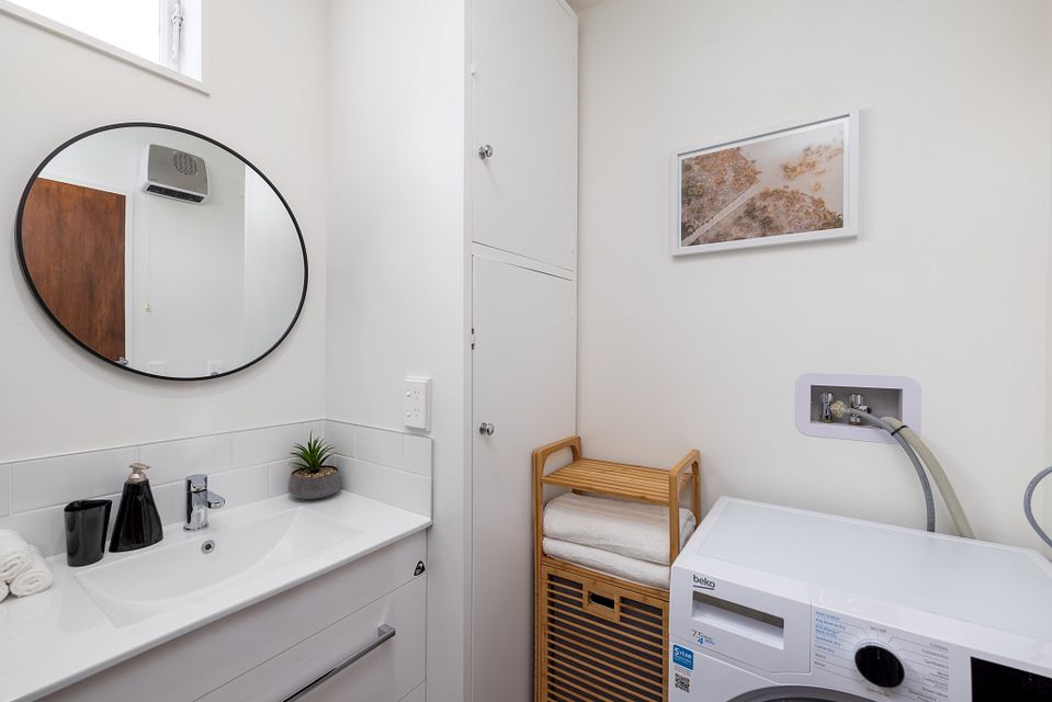 Townhouse for rent Christchurch 4/53 Beachville Road, Redcliffs