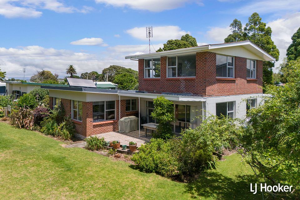 House for rent Waihi Beach 10 Roretana Drive, Athenree myRent.co.nz