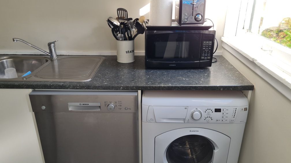 Apartment for rent Wellington 2/17 Portland Crescent, Thorndon