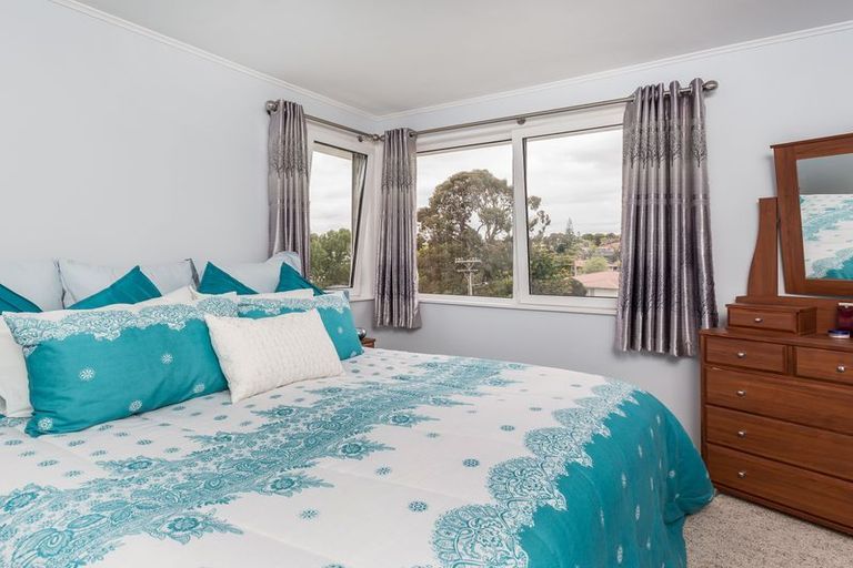 House for rent Auckland 11A Ball Place, Mount Roskill myRent.co.nz