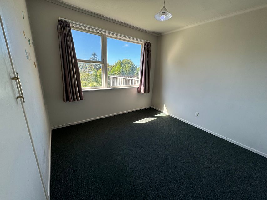 House for rent Auckland 188 Sunnynook Road, Totara Vale myRent.co.nz
