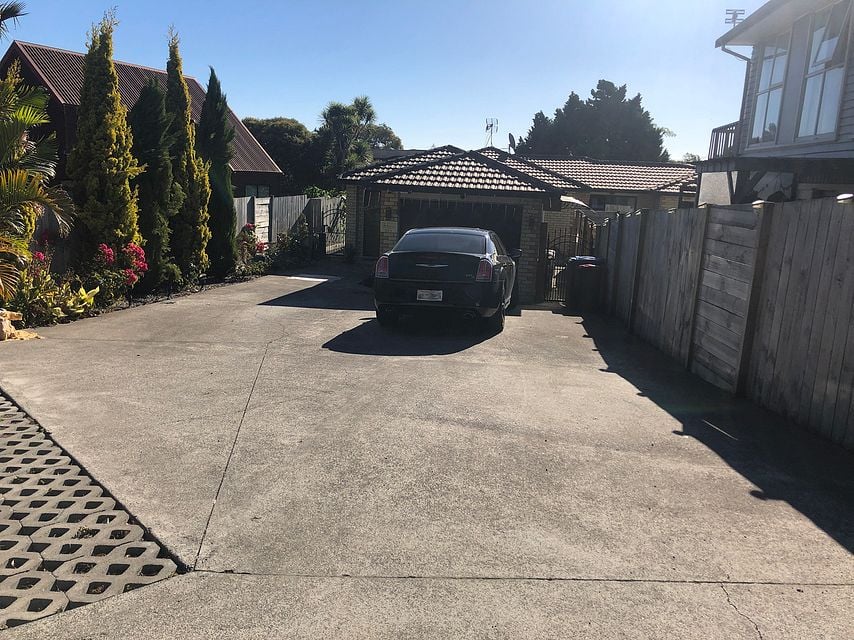 House for rent Auckland 301A Blockhouse Bay Road, Avondale myRent.co.nz