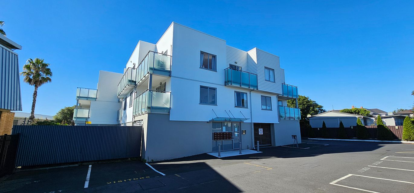 Apartment for rent Auckland 1I/86A Rockfield Road, Penrose myRent.co.nz