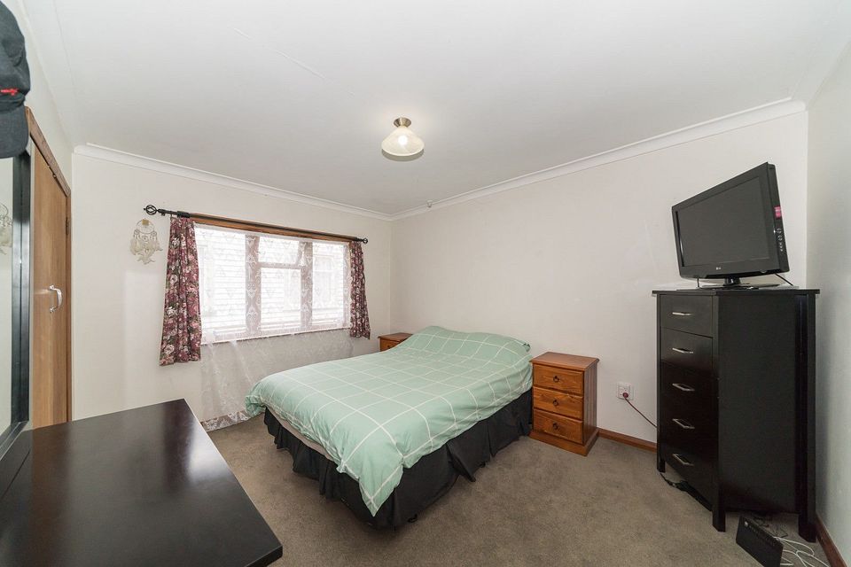 Unit for rent Palmerston North 33B Thomson Street, West End myRent