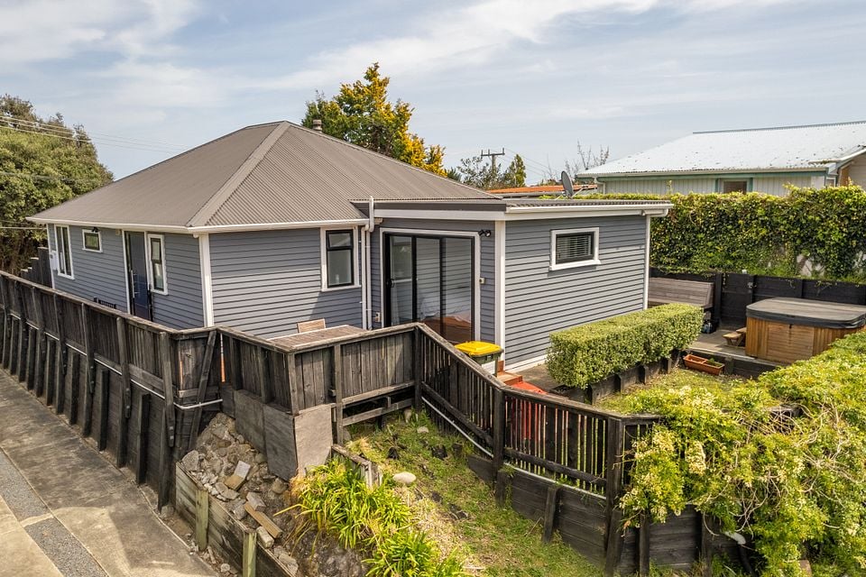 House for rent Paraparaumu 16 Tui Road, Raumati Beach myRent.co.nz