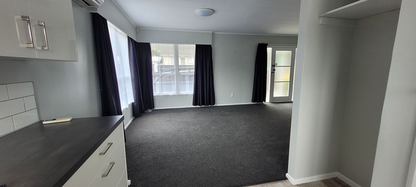Unit for rent Lower Hutt 11B Kaponga Street, Wainuiomata myRent.co.nz