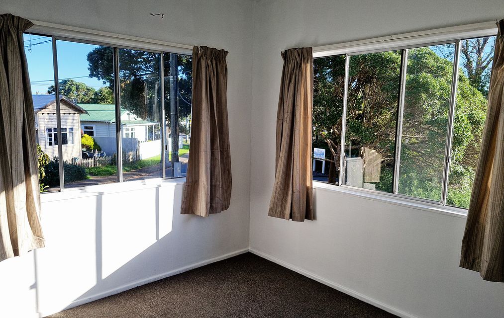 Unit for rent Lower Hutt 71B Randwick Crescent, Moera myRent.co.nz