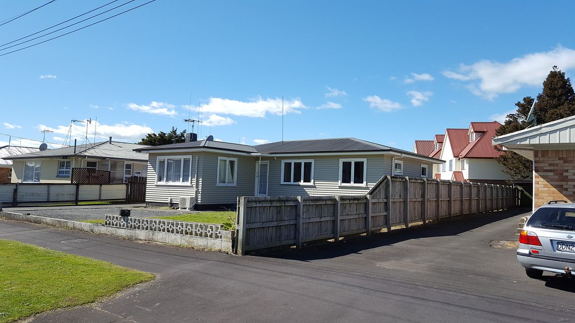House for rent Hamilton 48 Cameron Road, Hamilton East myRent.co.nz